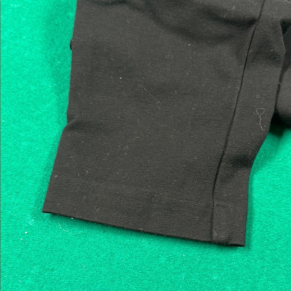 Woman's Black Pants - Picture 2 of 6